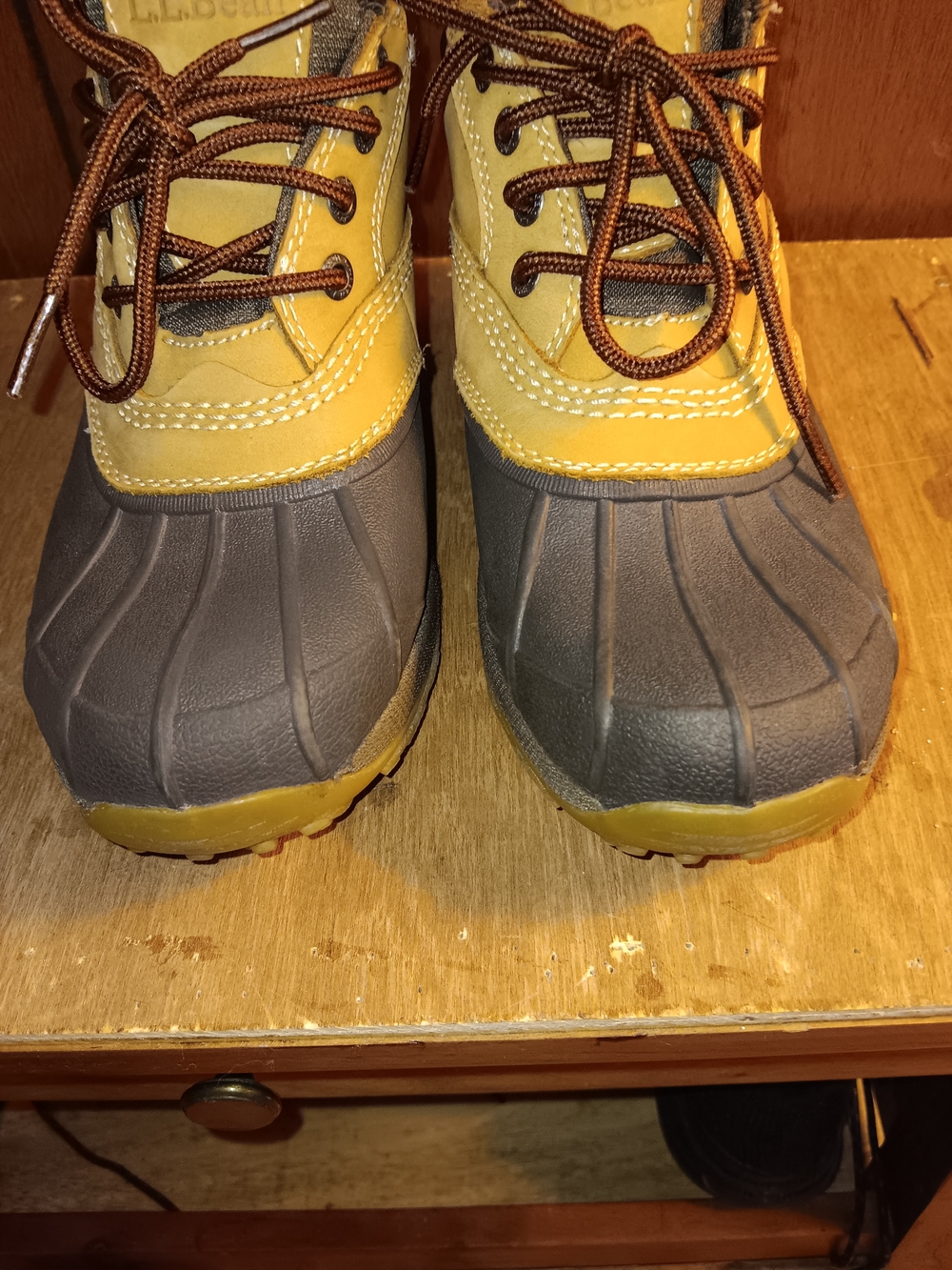 L.L. Bean Womans Tan and Brown Duck Boots - Picture 2 of 14